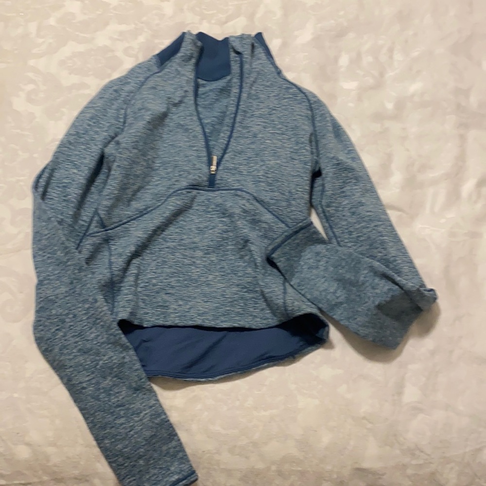 Lululemon cropped half zip